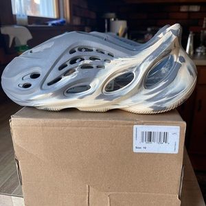 Yeezy foam runners size 10. Brand new never worn